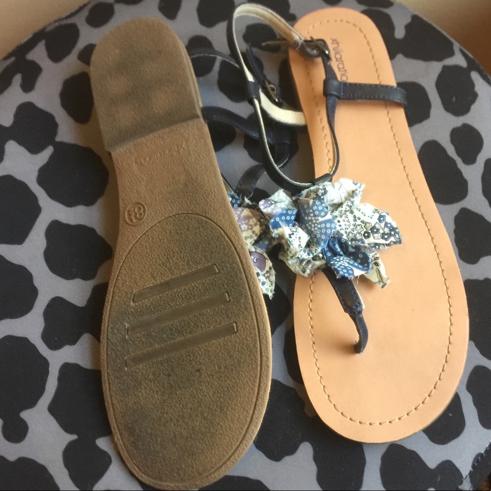 Cute sandals - Picture 2 of 4